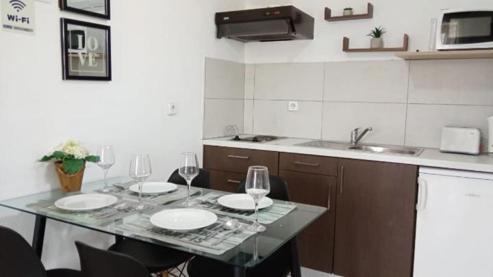 Venus Apartments Сідарі Екстер'єр фото